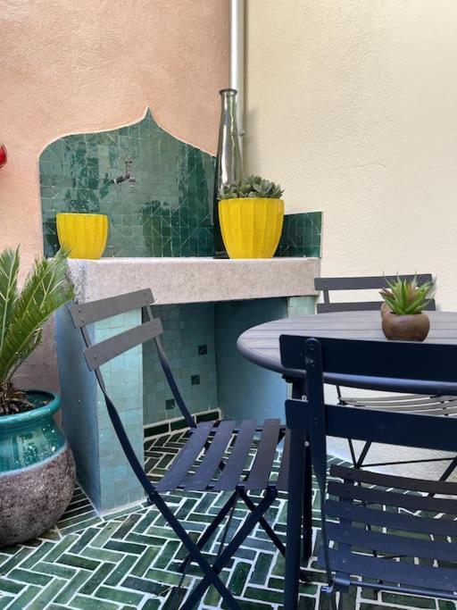 Petit Patio - 2 Chambres - Centre Ville - Climatisation Cassis Bagian luar foto