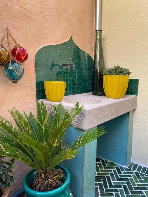 Petit Patio - 2 Chambres - Centre Ville - Climatisation Cassis Bagian luar foto